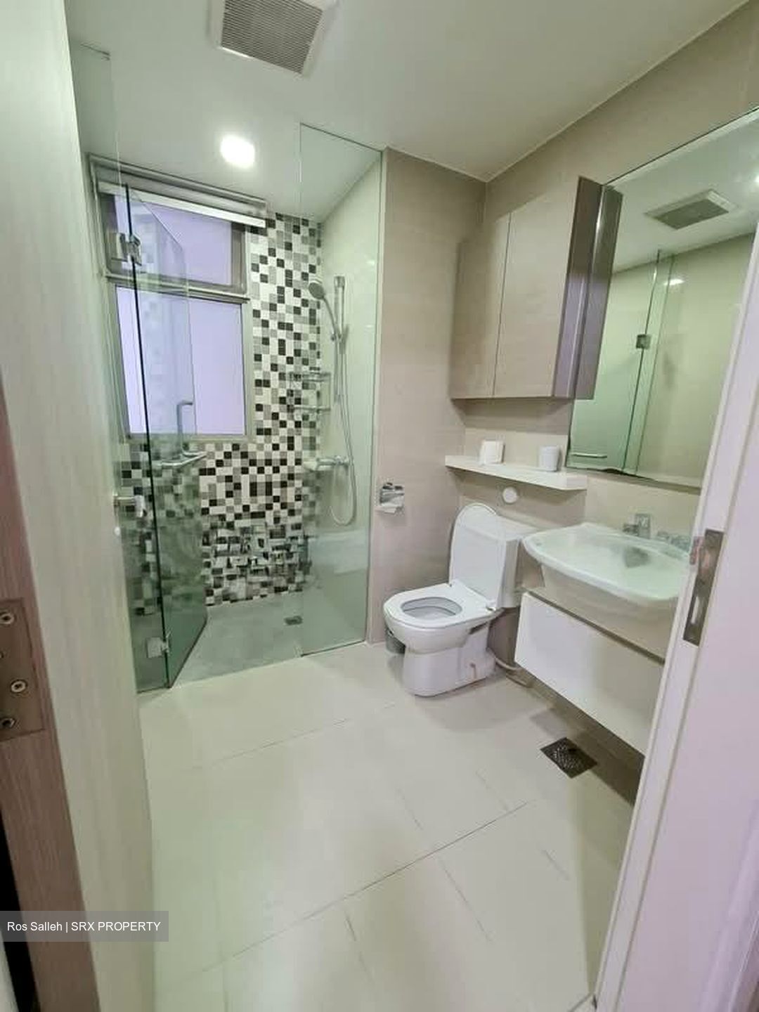 Sea Esta (D18), Condominium #554426031